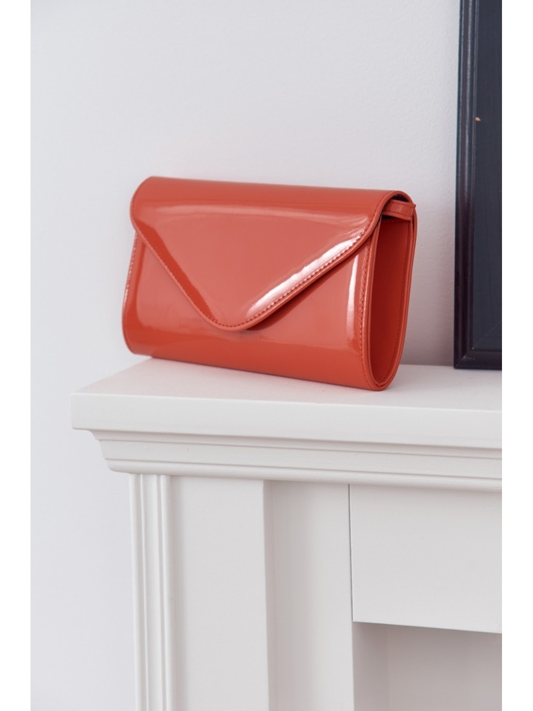 Patent coral envelope bag TOR007